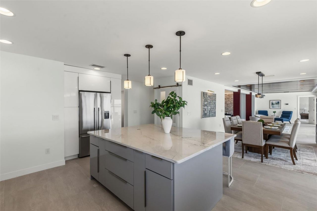 4598 Clearwater Harbor Drive S, Largo, FL 33770 Photo