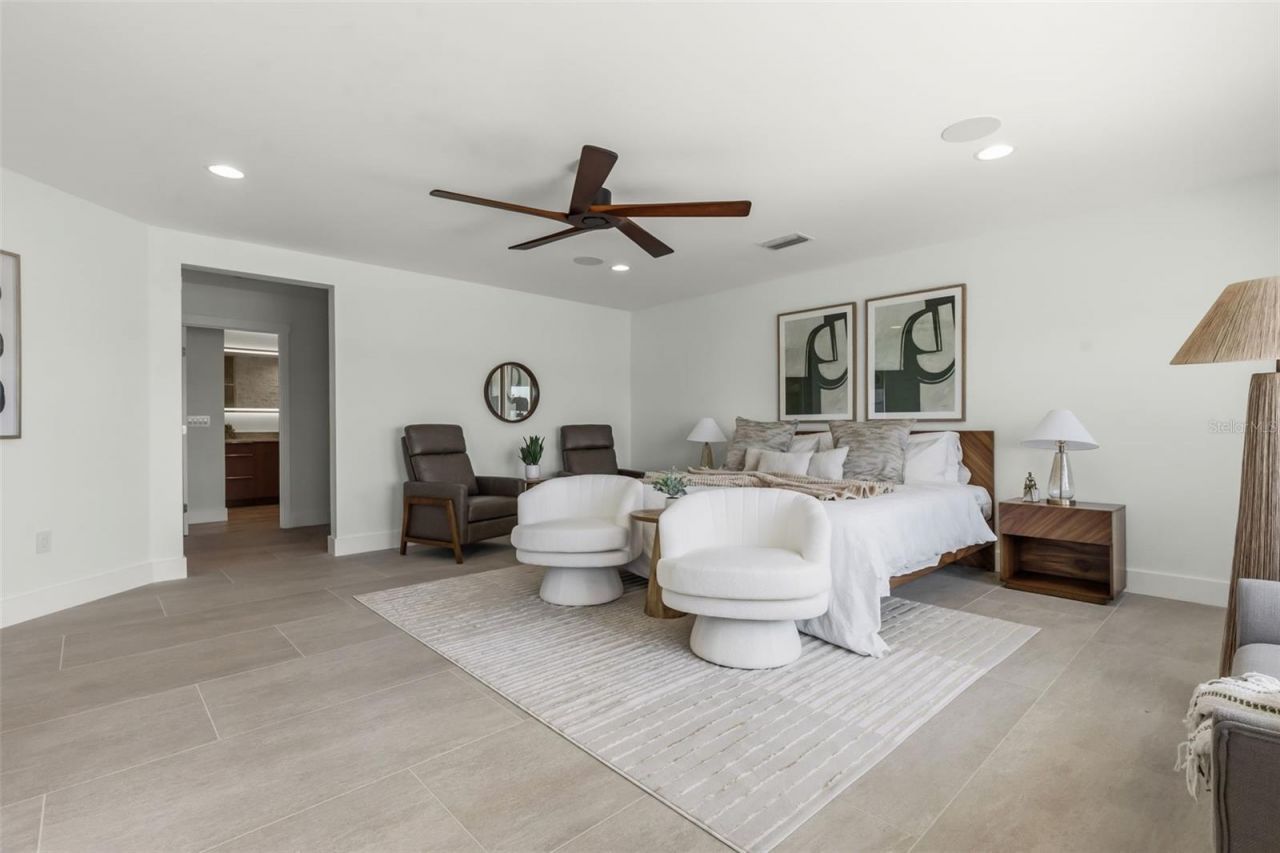 4598 Clearwater Harbor Drive S, Largo, FL 33770 Photo