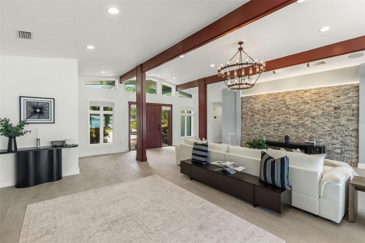 4598 Clearwater Harbor Drive S, Largo, FL 33770 Photo