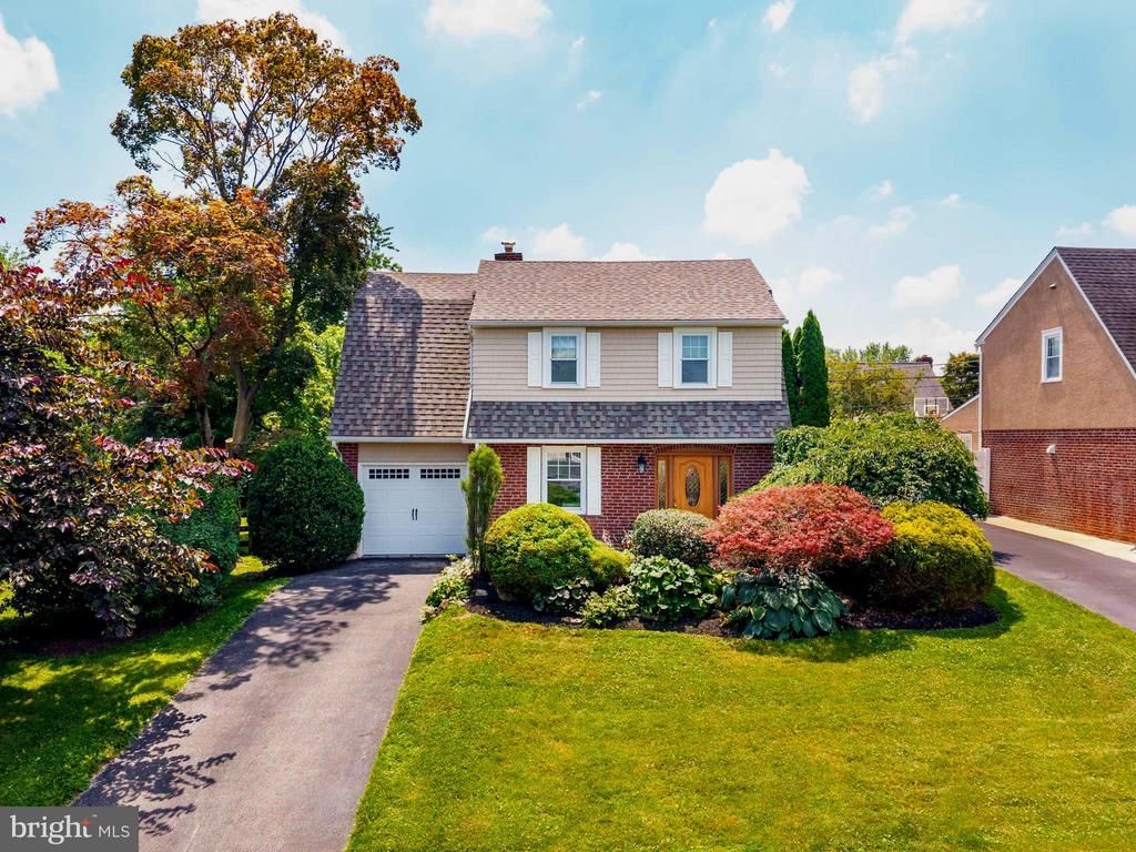 393 GRANGE ROAD, WAYNE, PA 19087