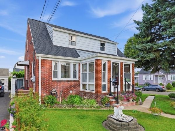 76 Schuyler Ave, Unit 2, North Arlington, NJ 07031