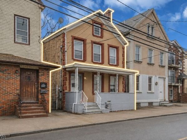 142 E Jersey St, Elizabeth, NJ 07206
