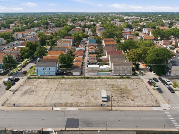 3039-3057 W 51st Street , Chicago, IL 60632