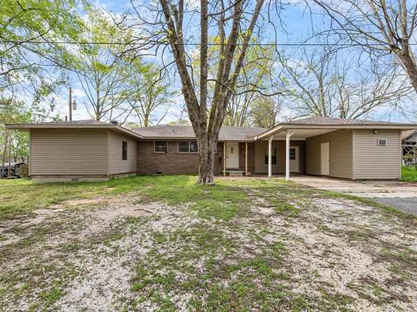 407 E. Holly Street , Sheridan, AR 72150