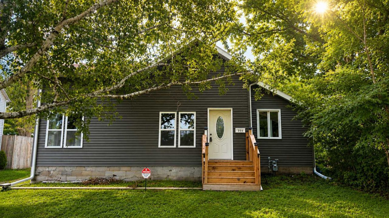 306 N Hampton Street, Fairmont, MN 56031