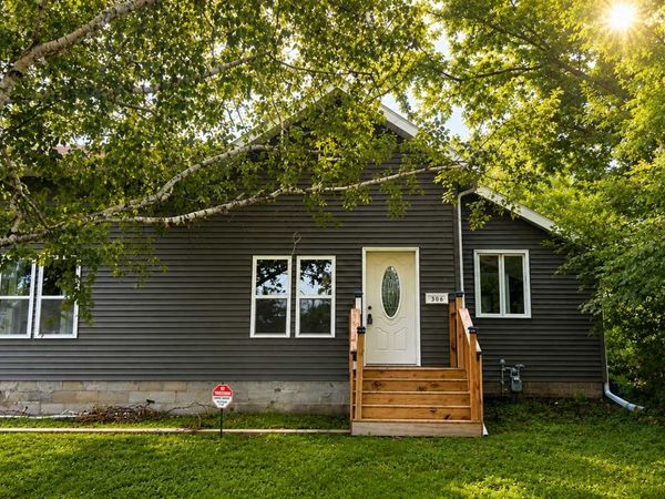 306 N Hampton Street, Fairmont, MN 56031
