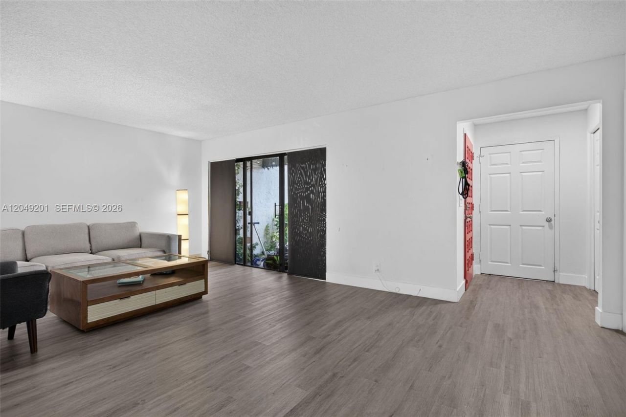 3969 Orange Tree Ln, Unit #3969, Weston, FL 33332 Photo