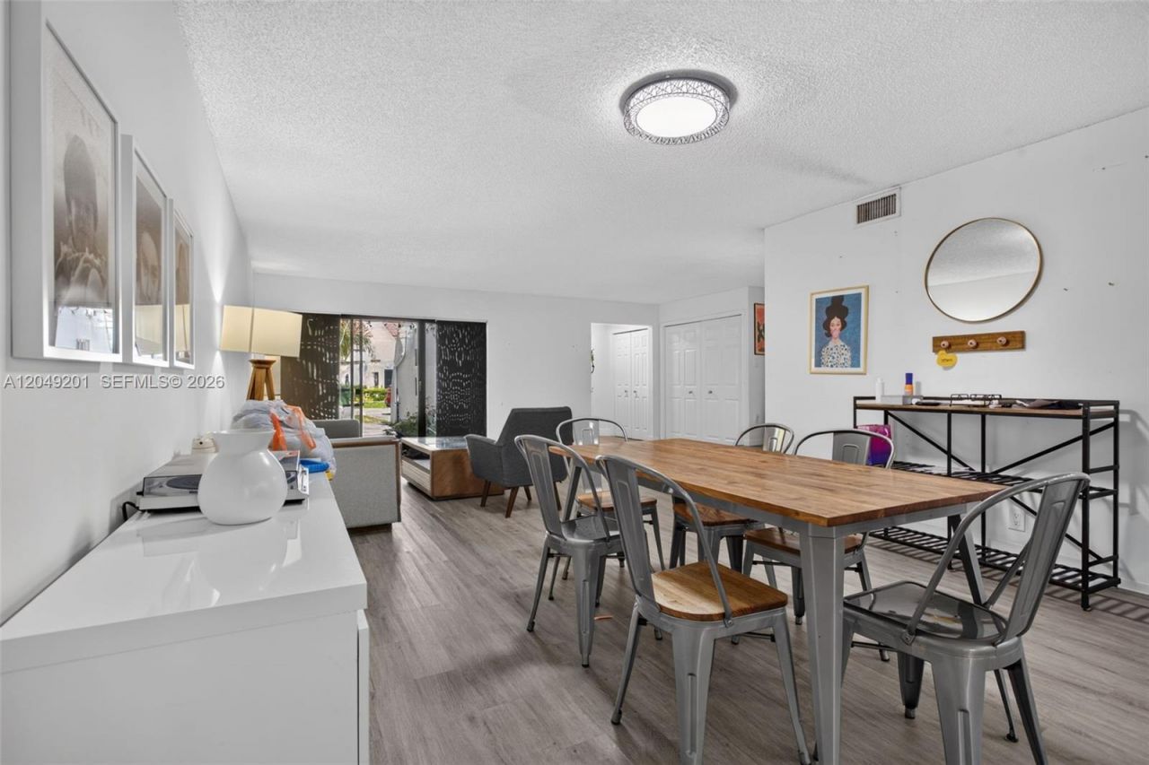 3969 Orange Tree Ln, Unit #3969, Weston, FL 33332 Photo