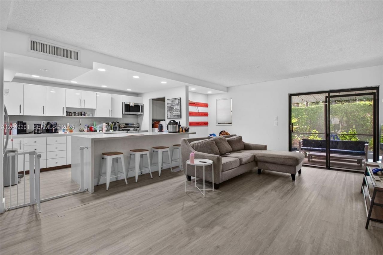 3969 Orange Tree Ln, Unit #3969, Weston, FL 33332 Photo