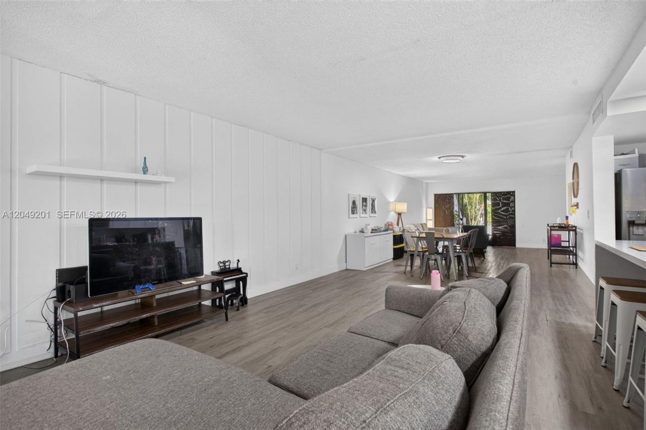 3969 Orange Tree Ln, Unit #3969, Weston, FL 33332 Photo