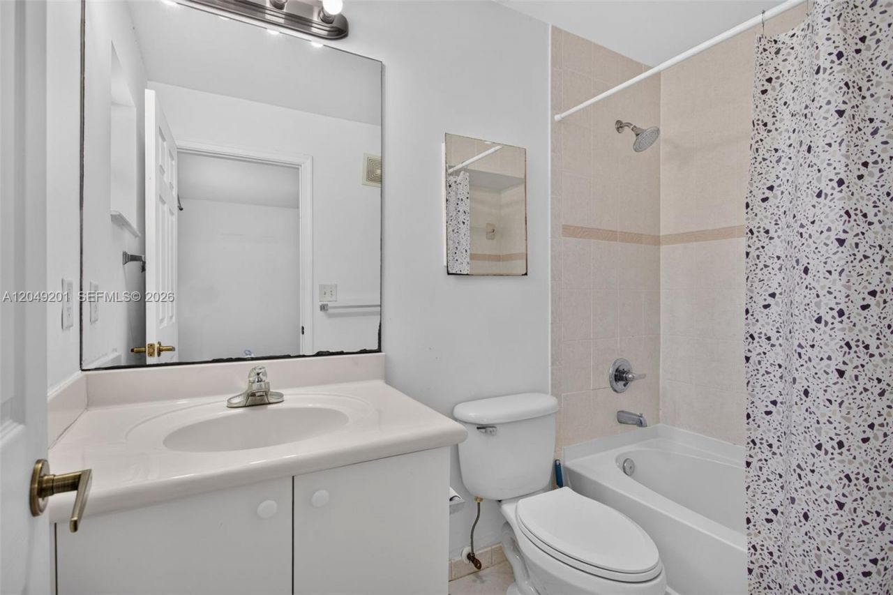 3969 Orange Tree Ln, Unit #3969, Weston, FL 33332 Photo