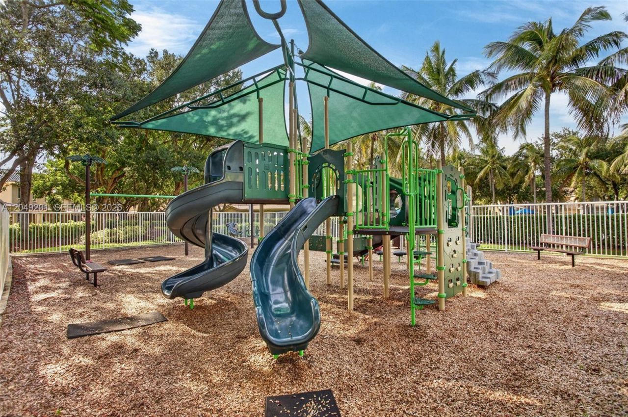 3969 Orange Tree Ln, Unit #3969, Weston, FL 33332 Photo