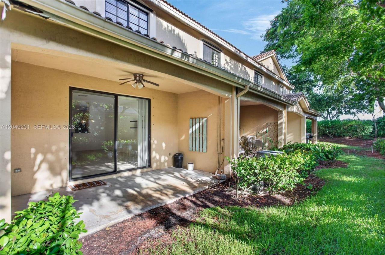3969 Orange Tree Ln, Unit #3969, Weston, FL 33332 Photo