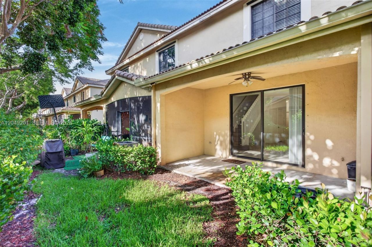 3969 Orange Tree Ln, Unit #3969, Weston, FL 33332 Photo