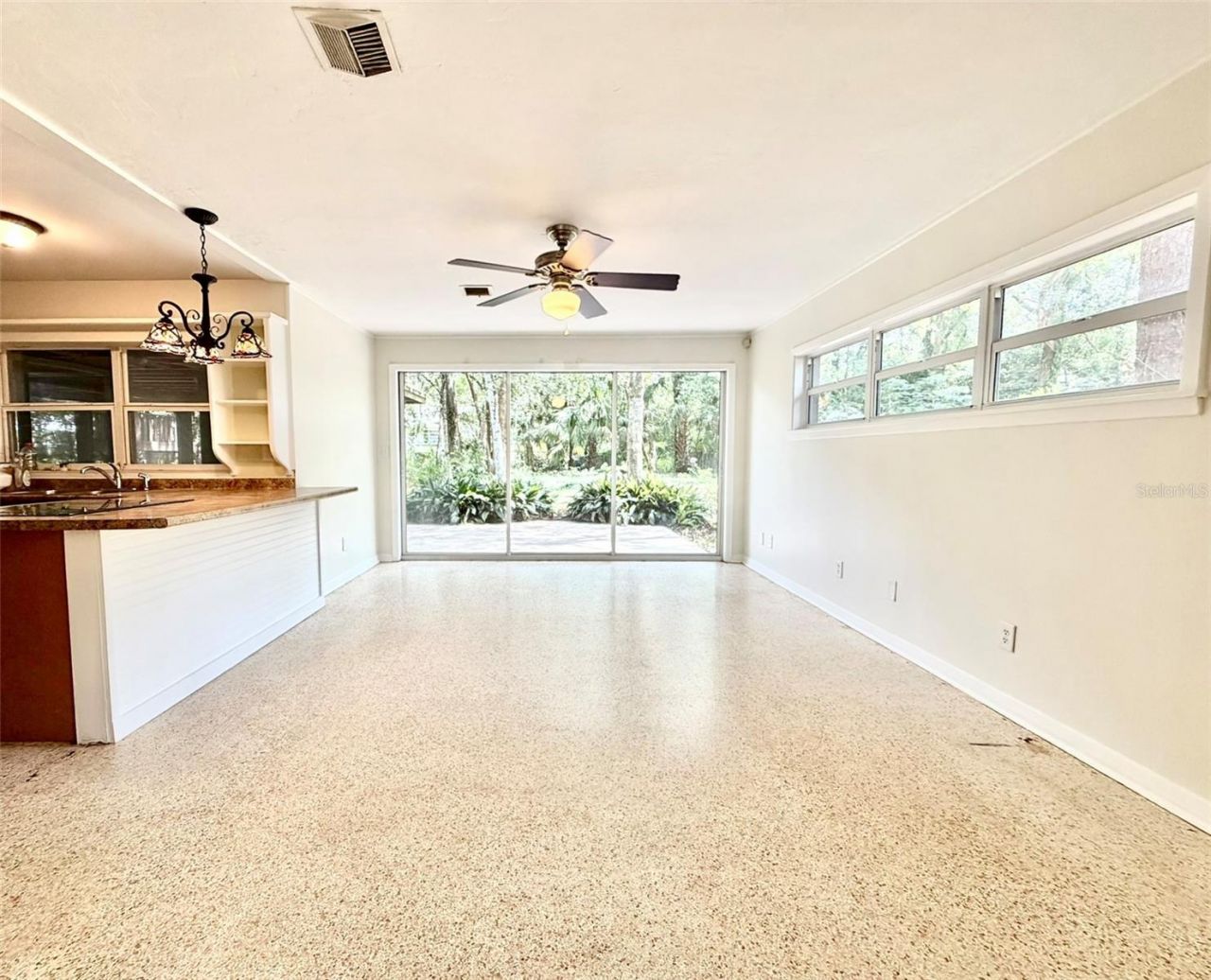 905 NW 36th Avenue, Gainesville, FL 32609 Photo