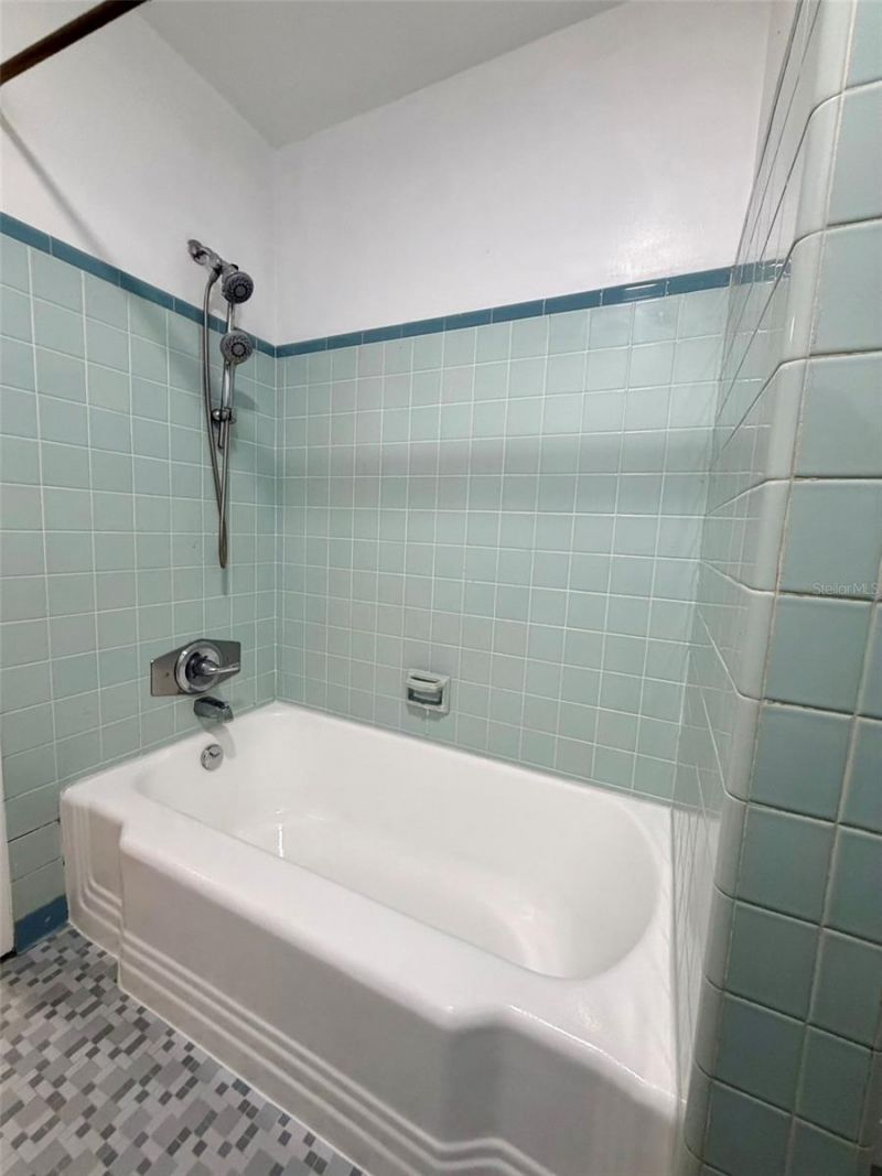 905 NW 36th Avenue, Gainesville, FL 32609 Photo
