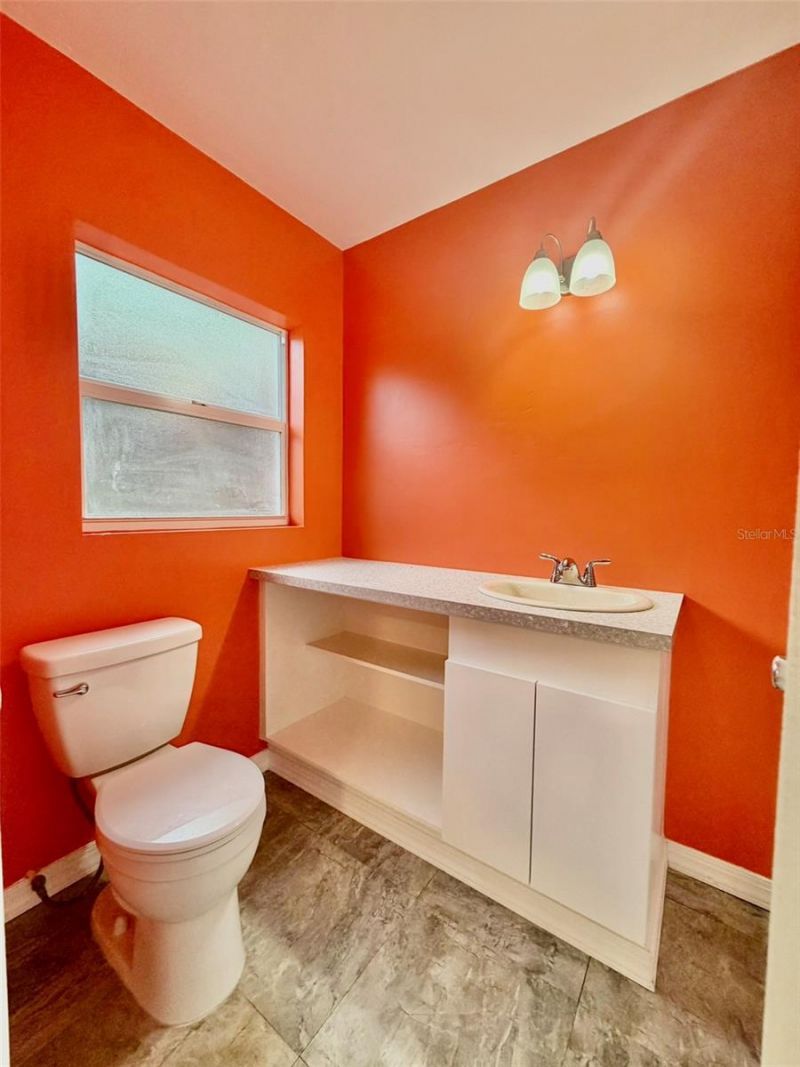 905 NW 36th Avenue, Gainesville, FL 32609 Photo
