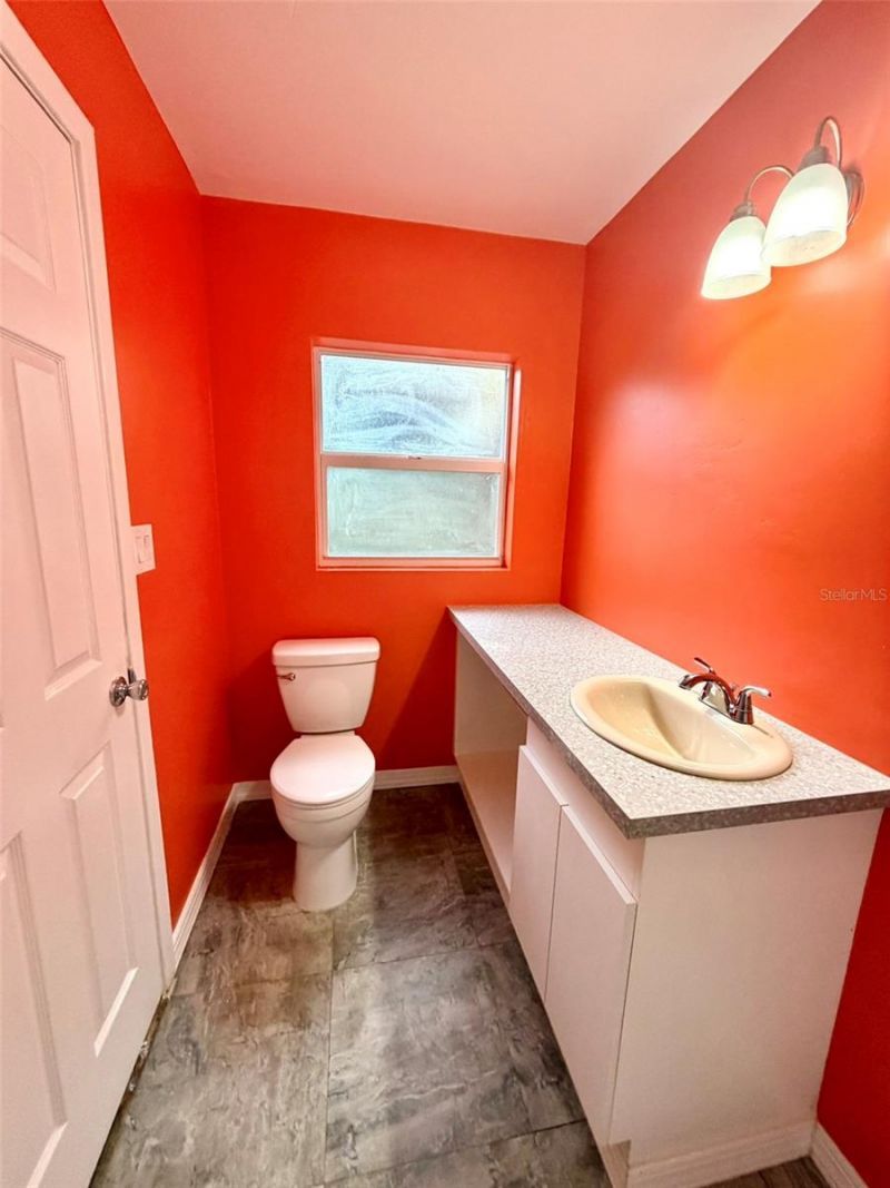 905 NW 36th Avenue, Gainesville, FL 32609 Photo