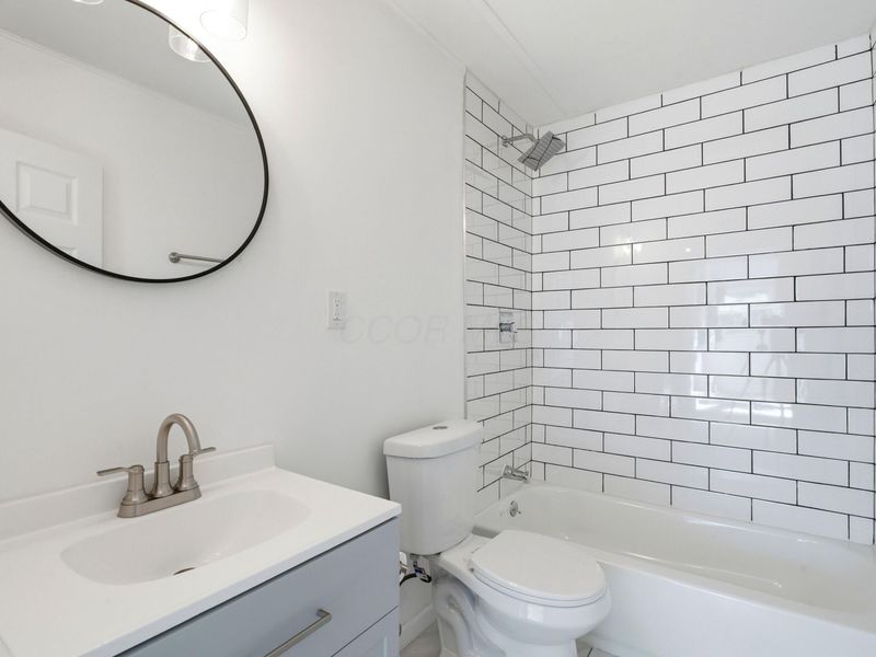118 S Hampton Road, Columbus, OH 43213 Photo 12