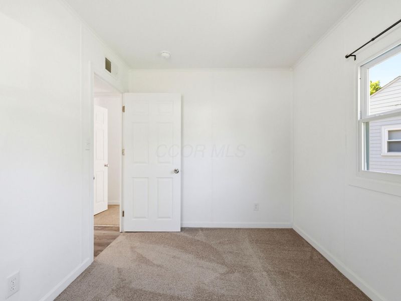 118 S Hampton Road, Columbus, OH 43213 Photo 14