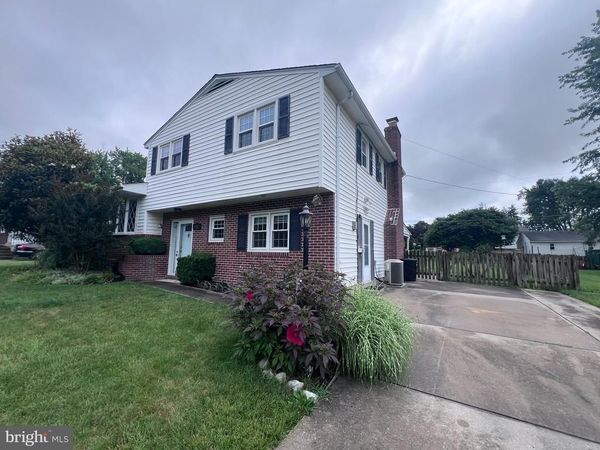 8407 THORNTON ROAD, LUTHERVILLE TIMONIUM, MD 21093
