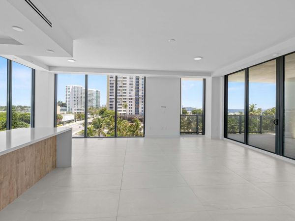 305 Briny Avenue, Unit 406, Pompano Beach, FL 33062