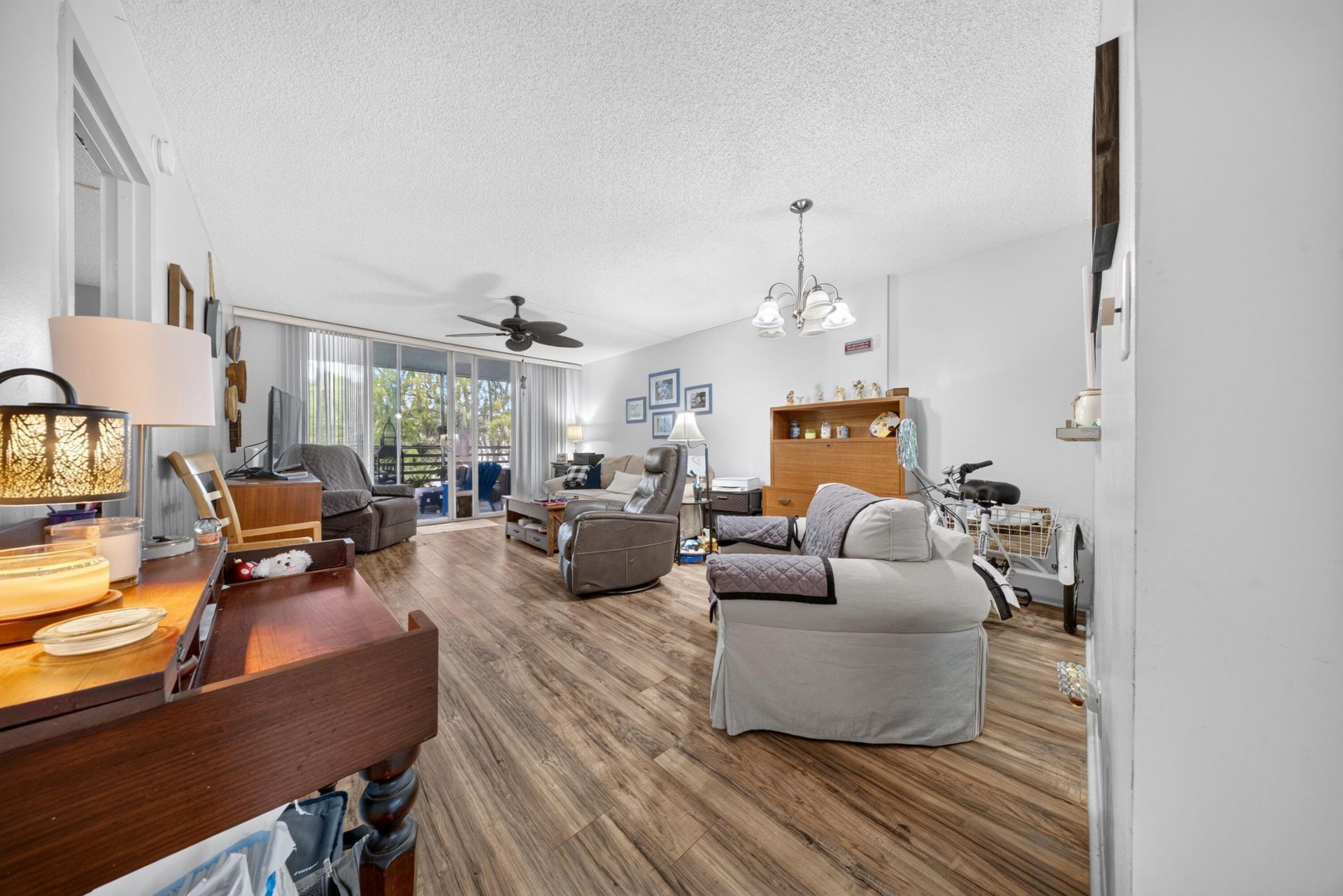 2600 NW 49th Avenue, Unit 410, Lauderdale Lakes, FL 33313 Photo