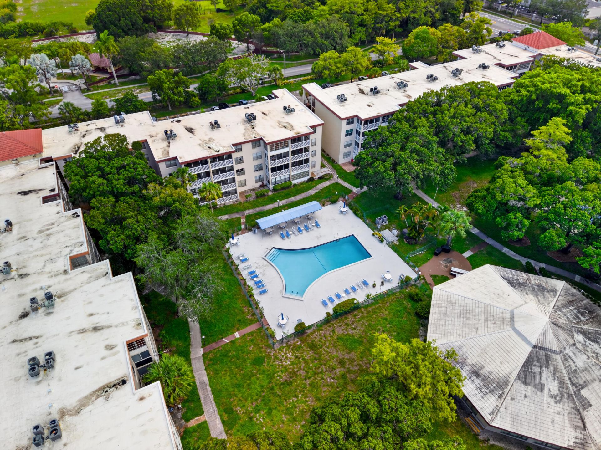 2600 NW 49th Avenue, Unit 410, Lauderdale Lakes, FL 33313 Photo