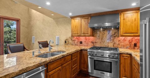 7 Katherine Court, Stateline, NV 89449 Photo