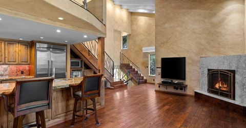 7 Katherine Court, Stateline, NV 89449 Photo