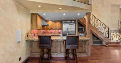 7 Katherine Court, Stateline, NV 89449 Photo