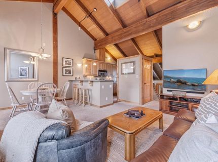 6066 Rocky Point Circle , Truckee, CA 96161 Photo
