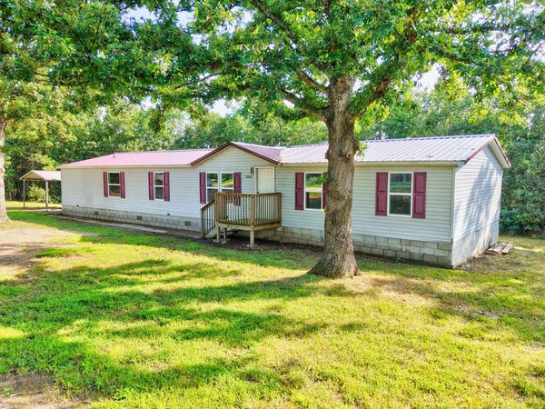 25205 Ranch Drive , Lebanon, MO 65536