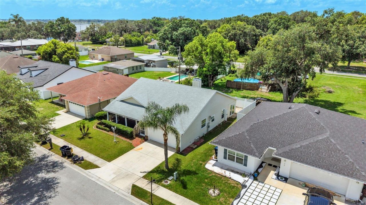 160 Madalyn Court, Auburndale, FL 33823 Photo
