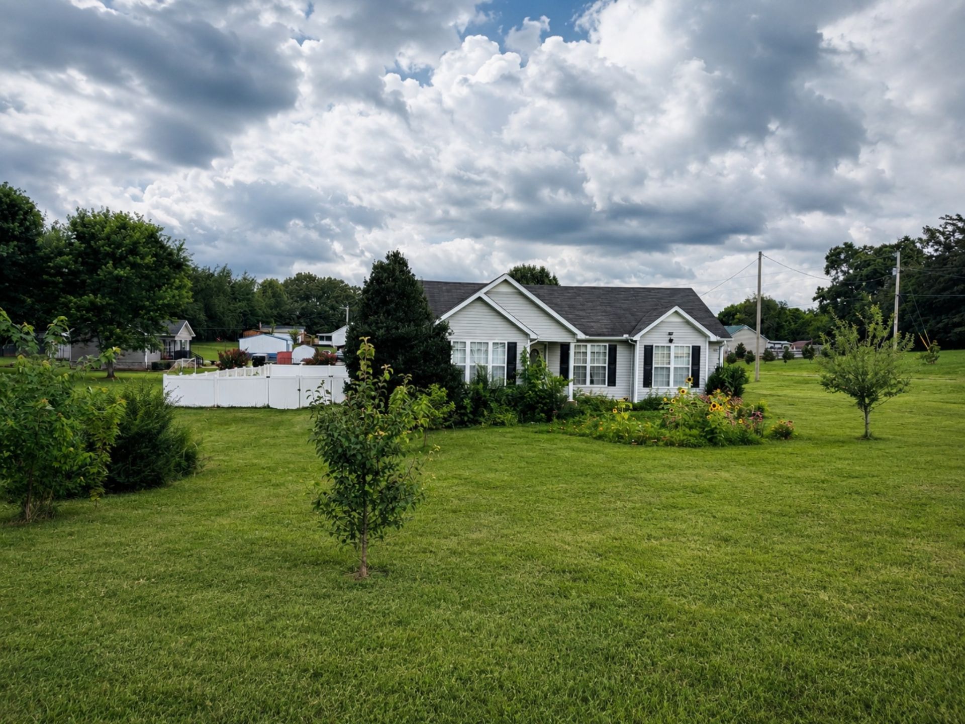 719 Warner Bridge Rd, Shelbyville, TN 37160 Main Photo