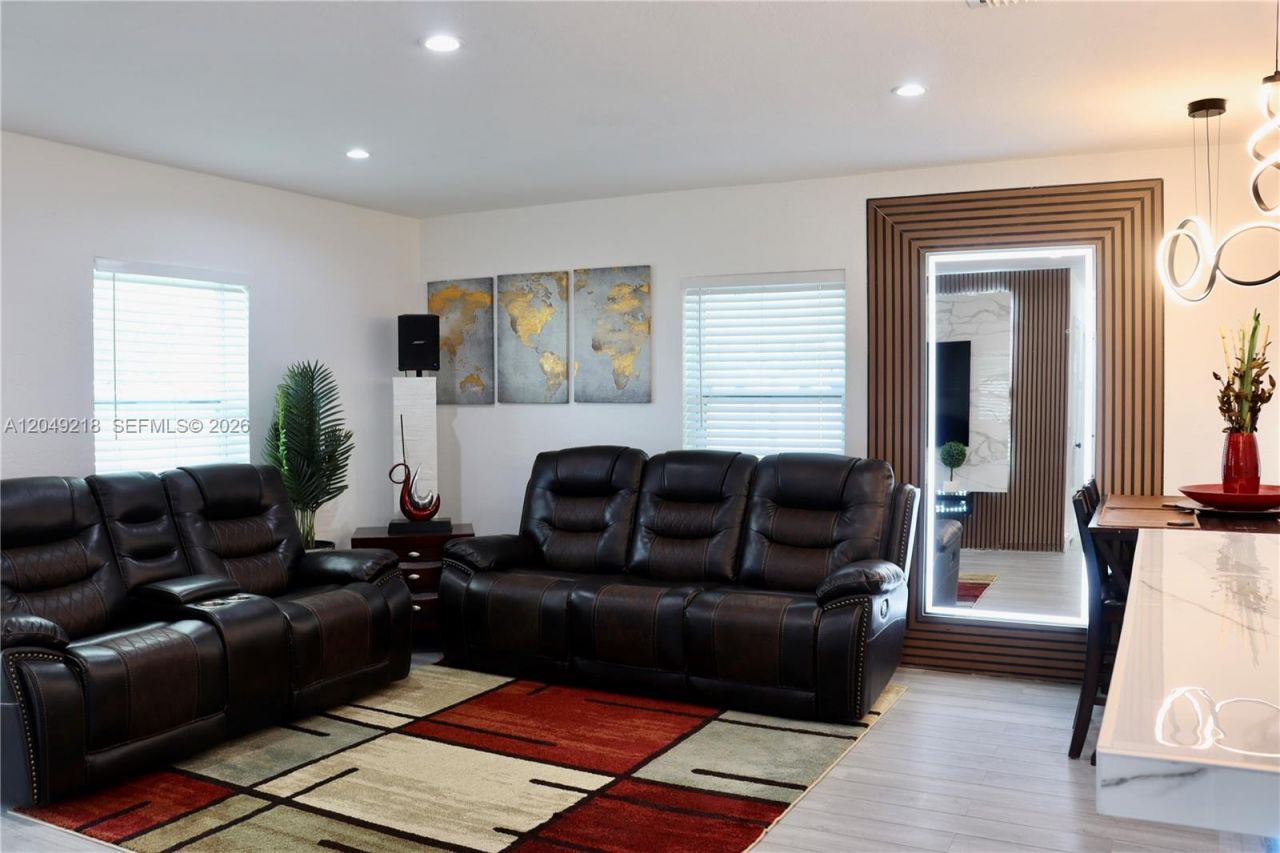 16201 NW 18th Pl, Miami Gardens, FL 33054 Photo