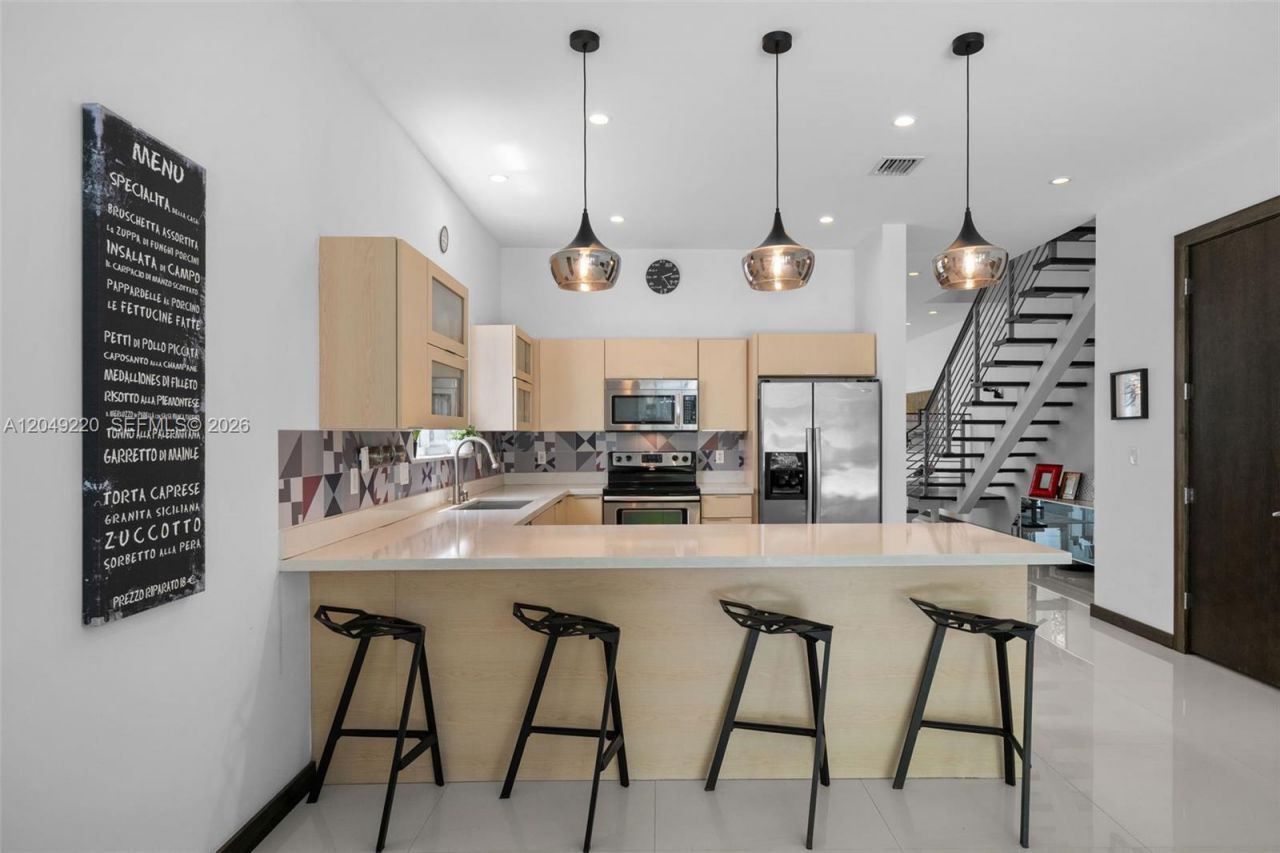 3567 SW 1st Ave, Unit 3567, Miami, FL 33145 Photo