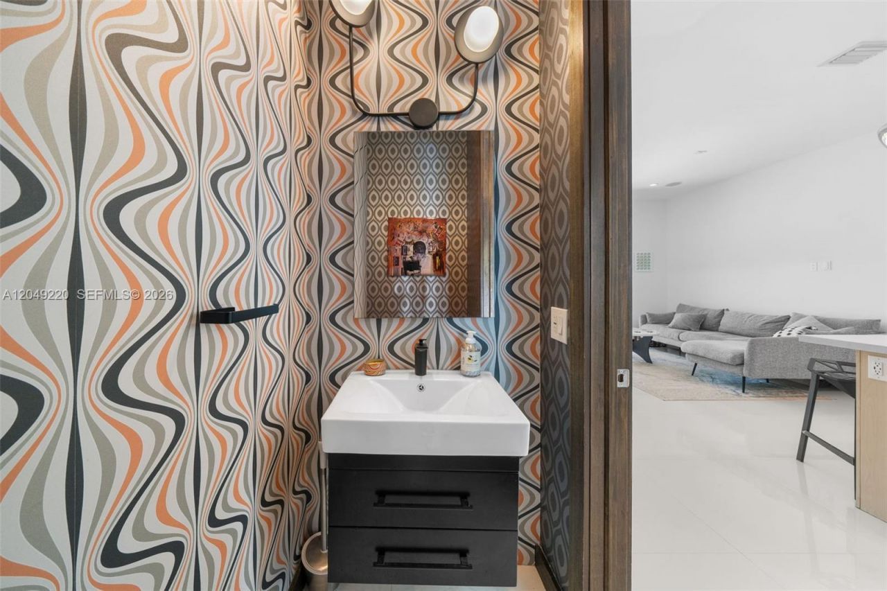 3567 SW 1st Ave, Unit 3567, Miami, FL 33145 Photo