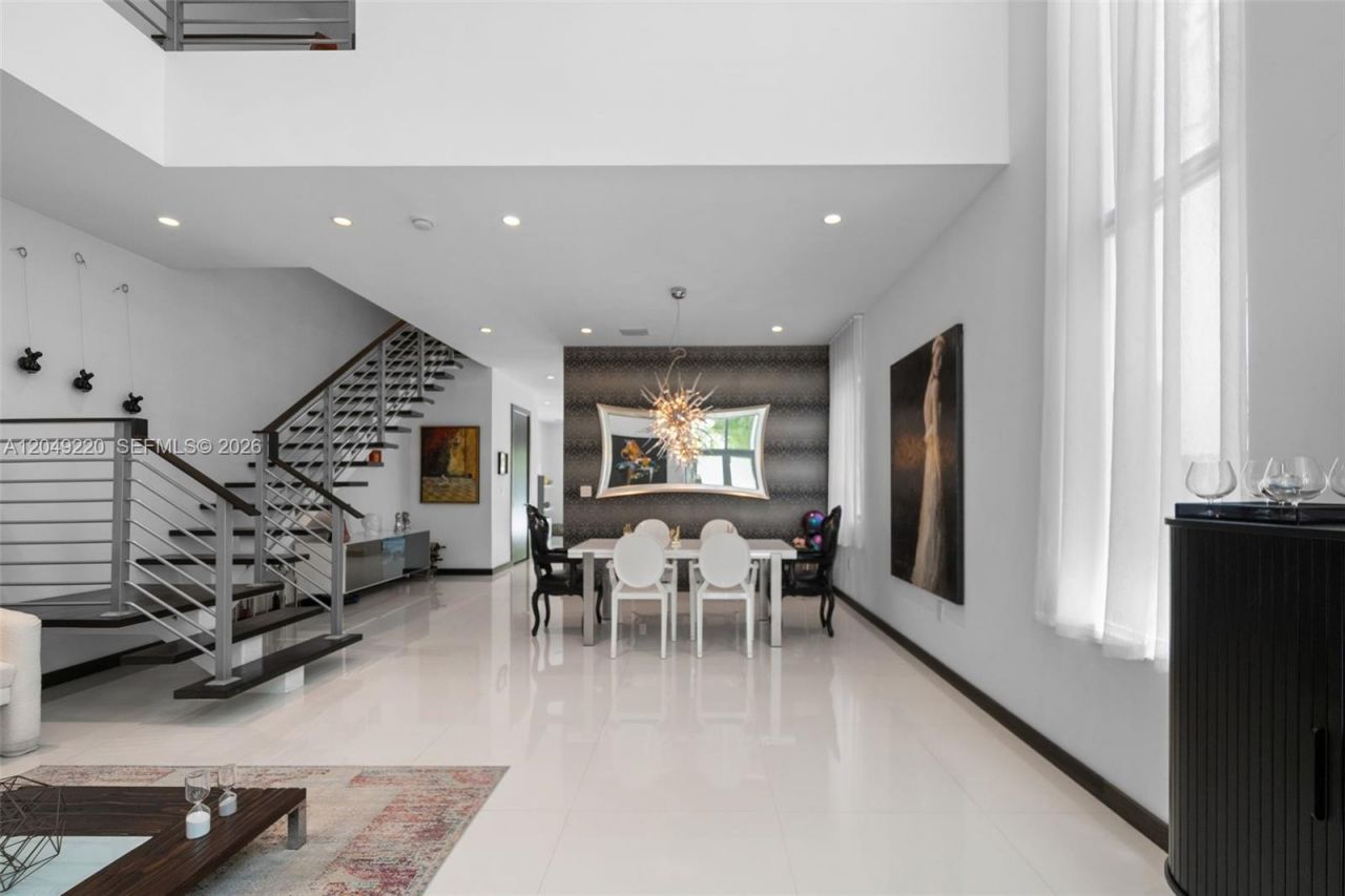 3567 SW 1st Ave, Unit 3567, Miami, FL 33145 Photo