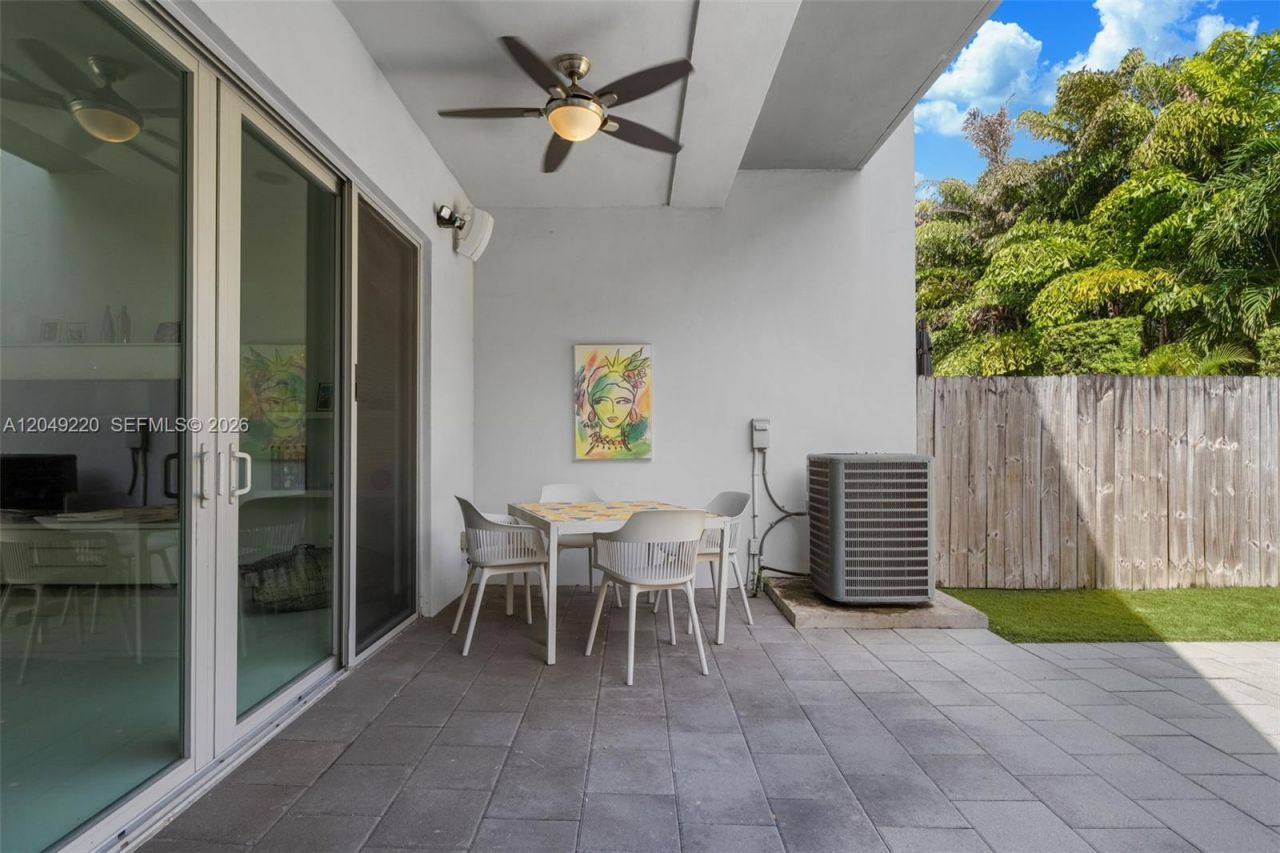 3567 SW 1st Ave, Unit 3567, Miami, FL 33145 Photo