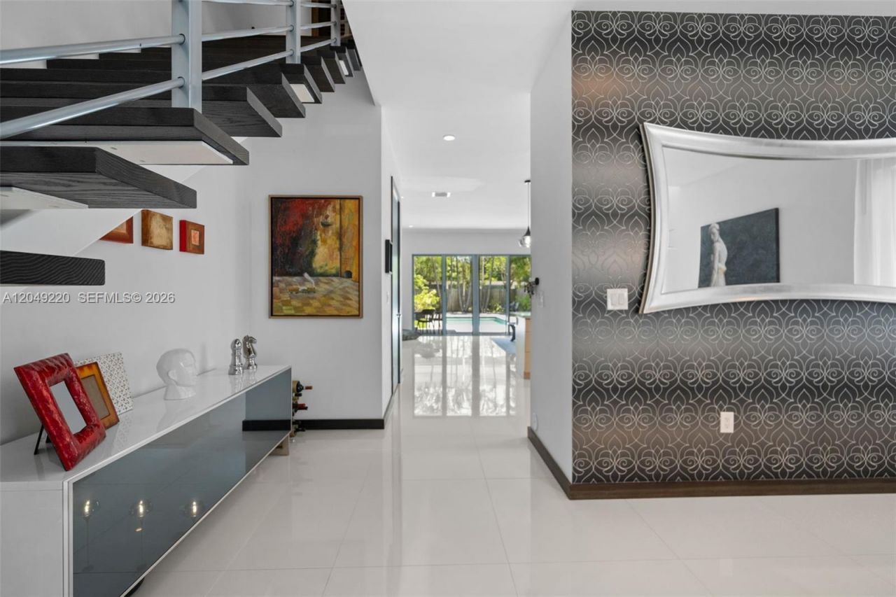 3567 SW 1st Ave, Unit 3567, Miami, FL 33145 Photo