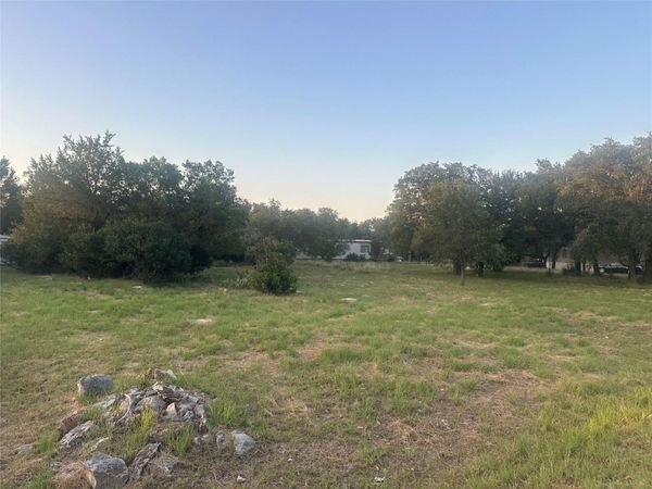 2102 3rd ST, Horseshoe Bay, TX 78657