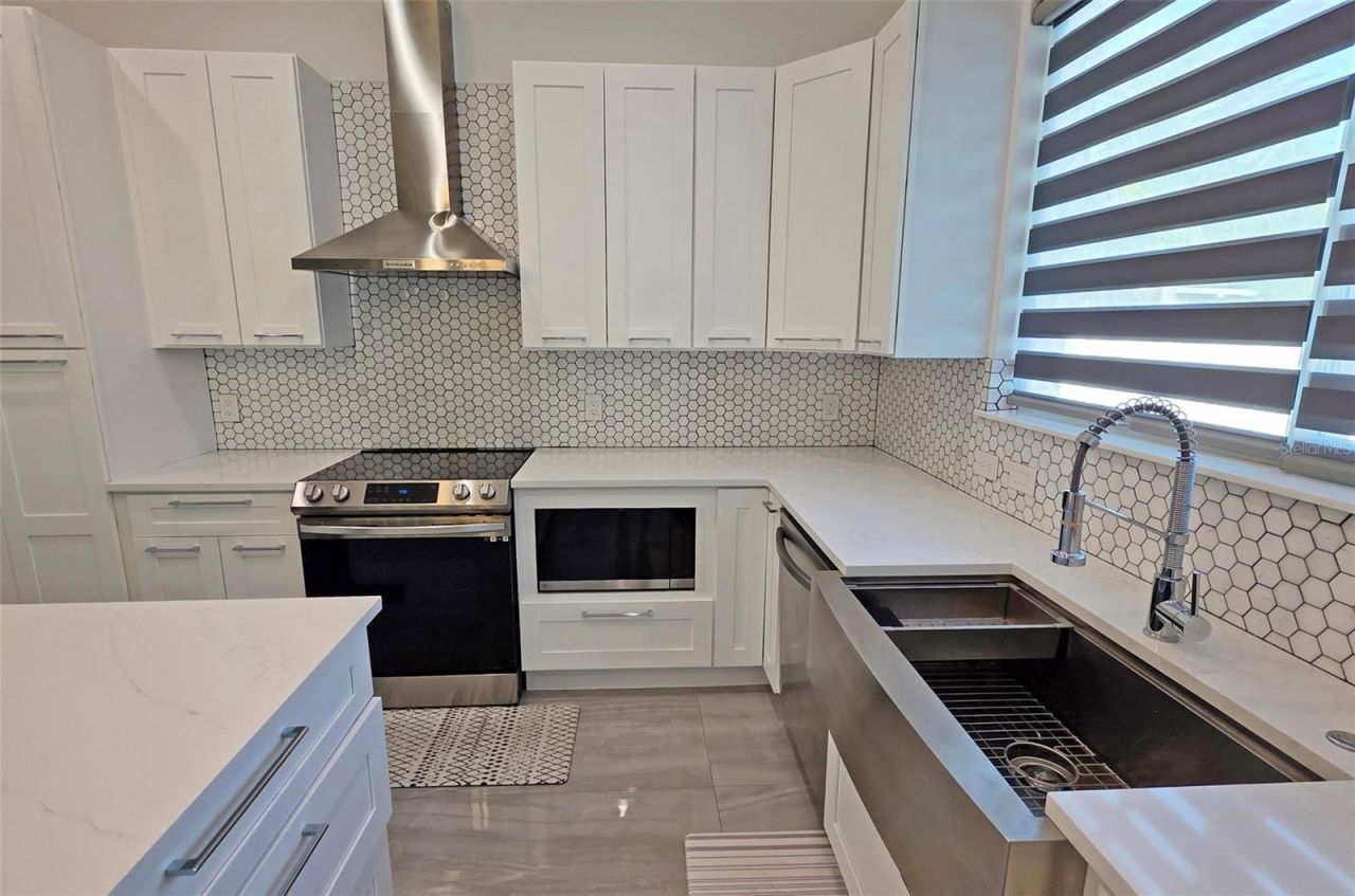 3017 Pine Street , Bradenton, FL 34208 Photo