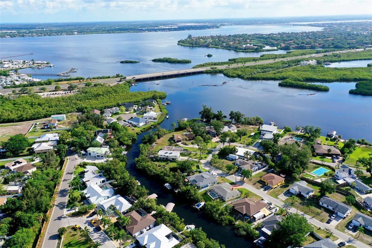 3017 Pine Street , Bradenton, FL 34208 Photo