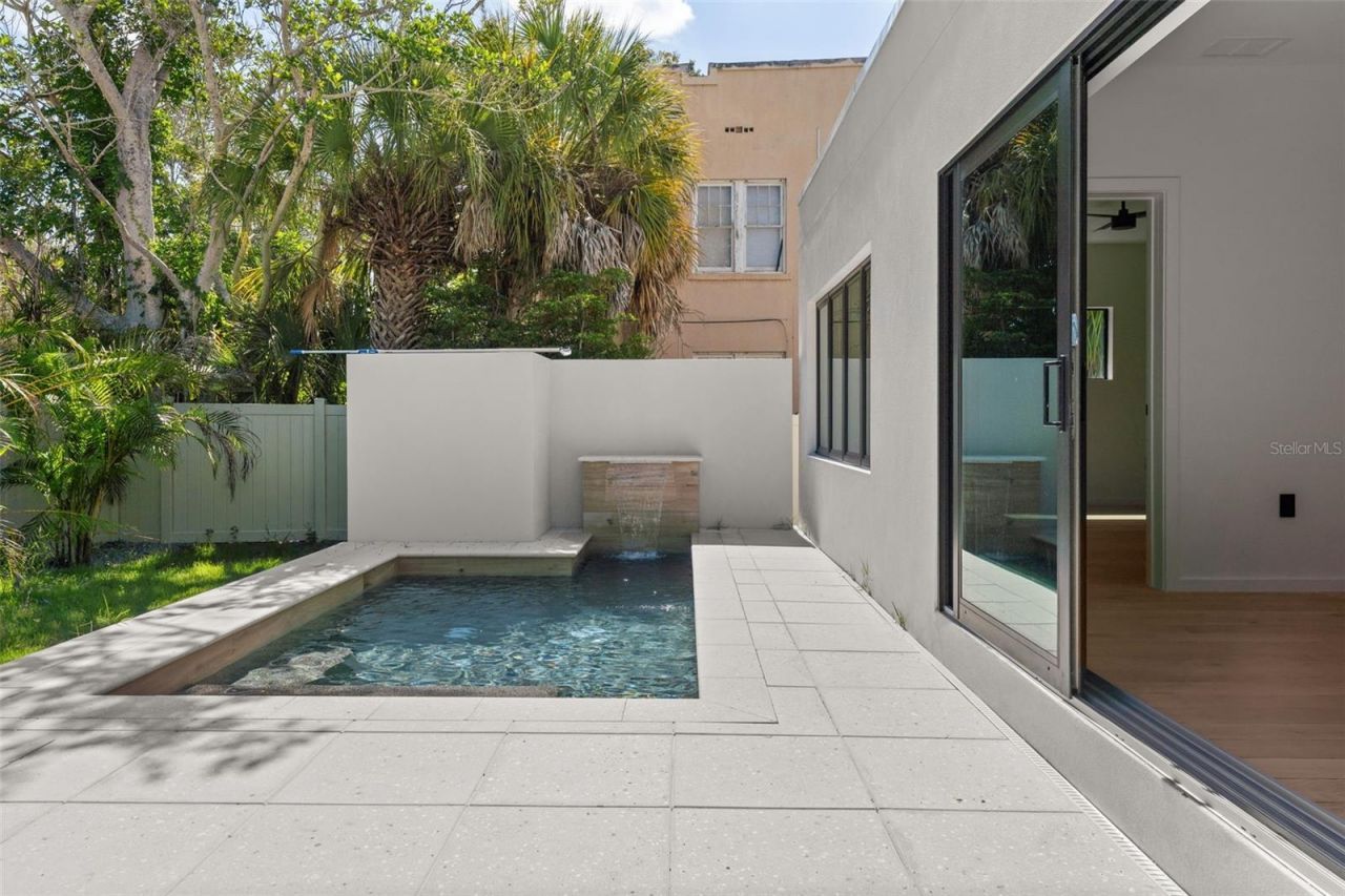 1681 Oak Street, Sarasota, FL 34236 Photo