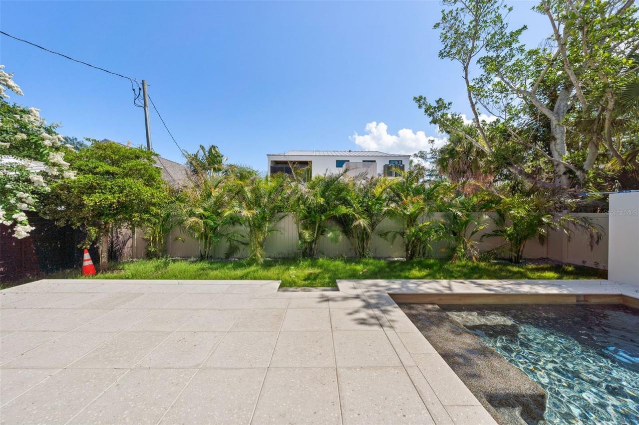 1681 Oak Street, Sarasota, FL 34236 Photo