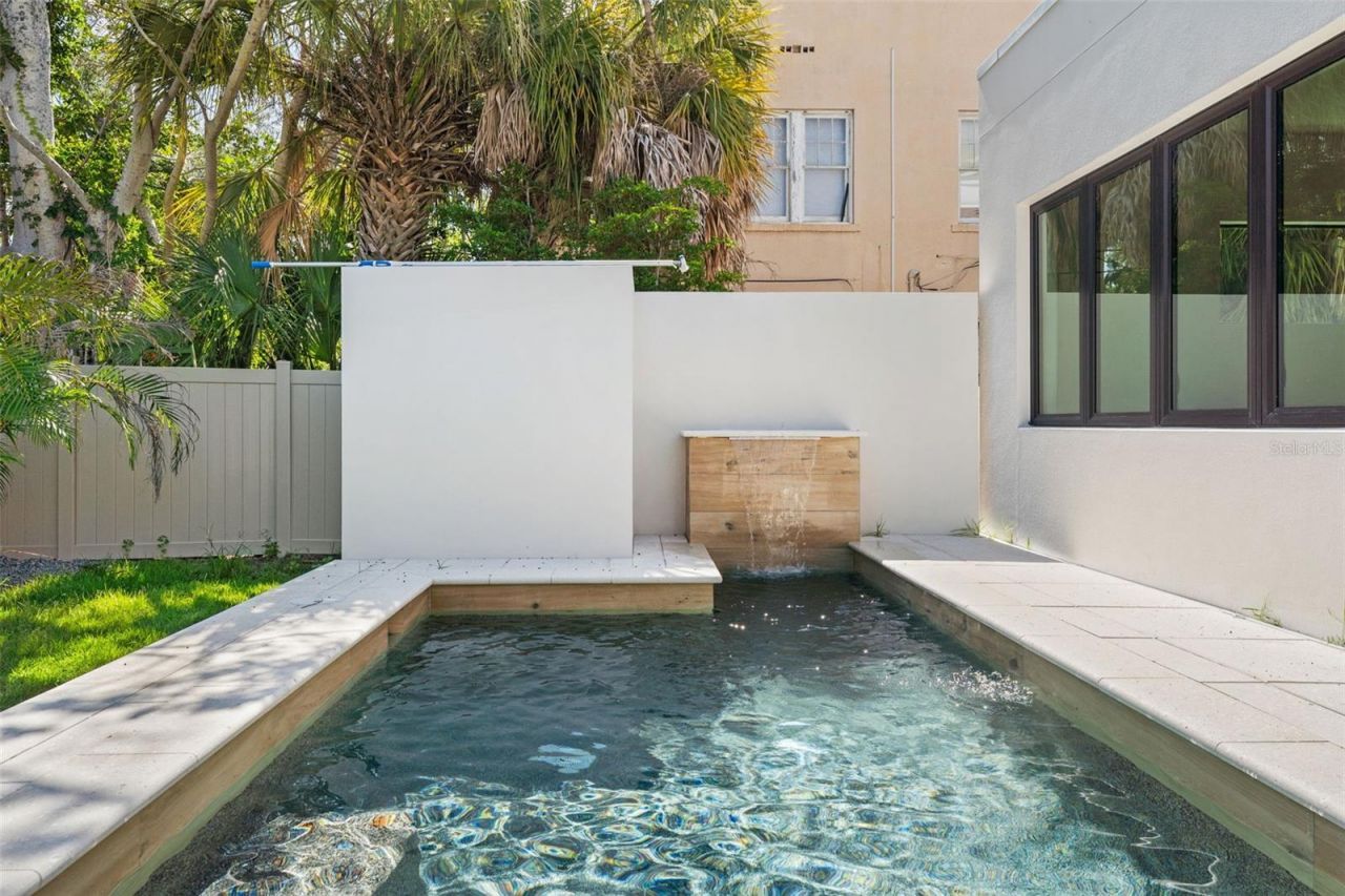 1681 Oak Street, Sarasota, FL 34236 Photo