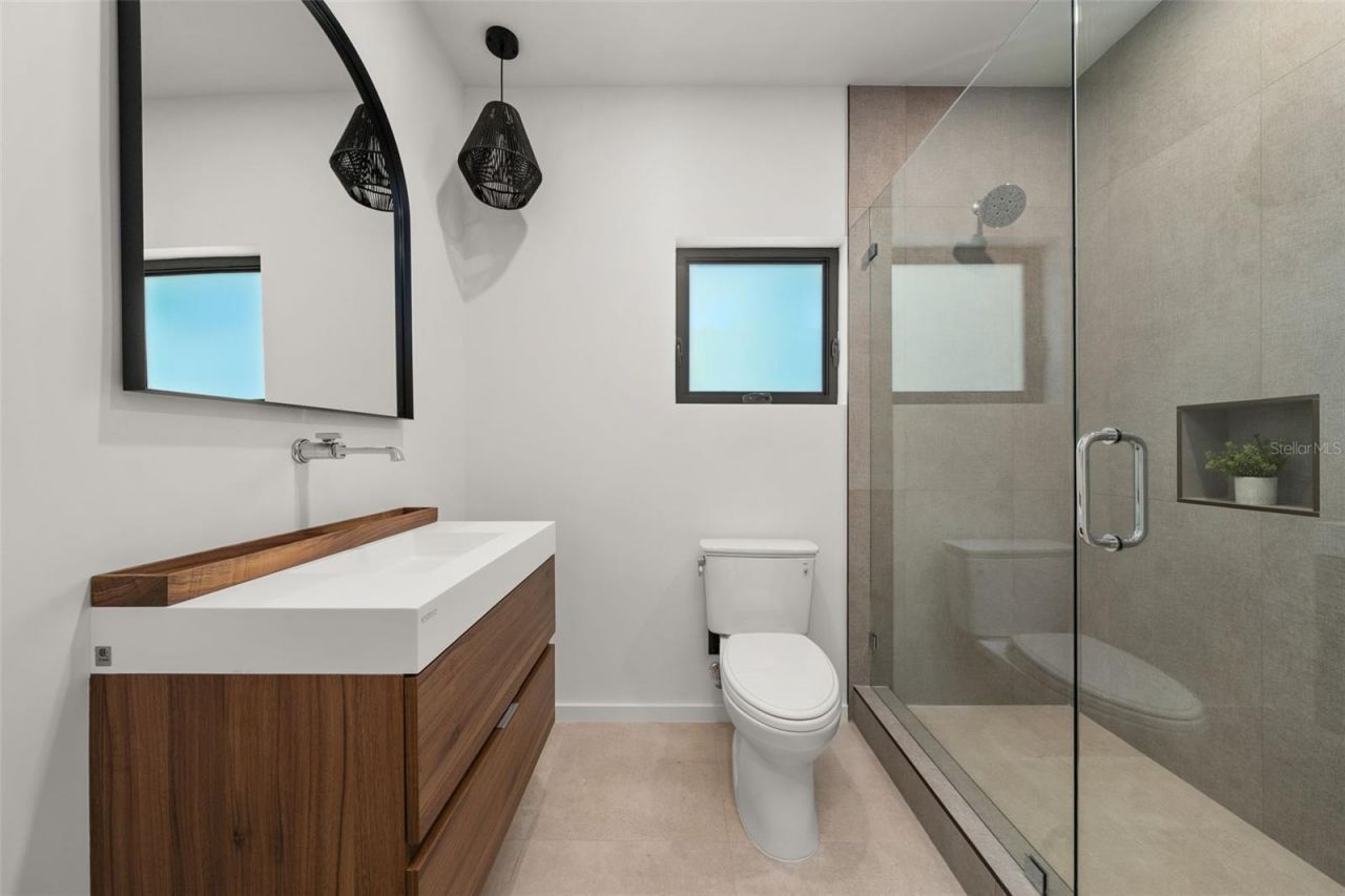 1681 Oak Street, Sarasota, FL 34236 Photo