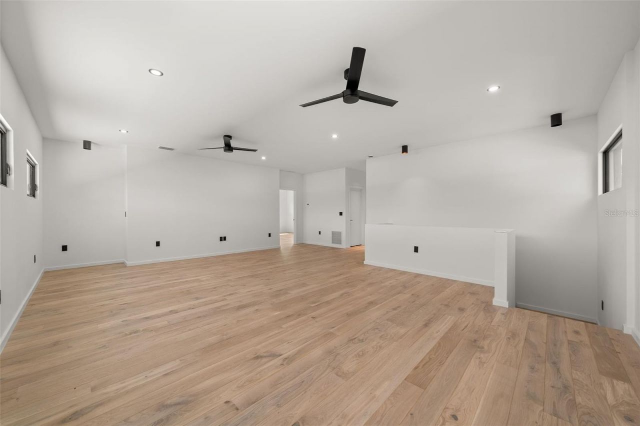 1681 Oak Street, Sarasota, FL 34236 Photo