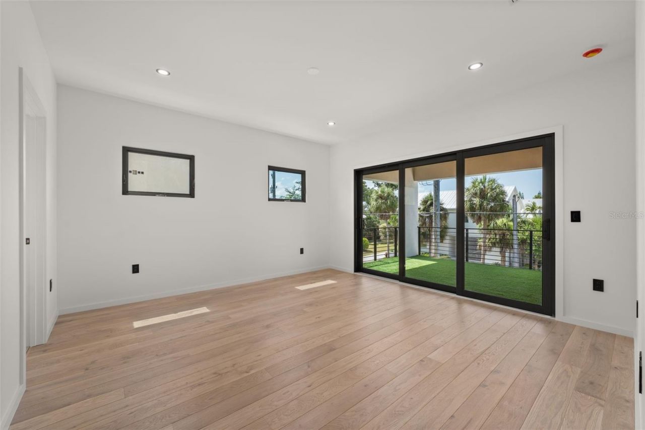 1681 Oak Street, Sarasota, FL 34236 Photo